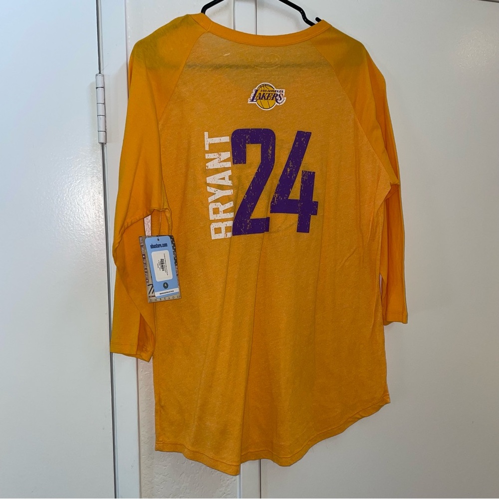 Kobe Bryant Lakers tshirt, nba store